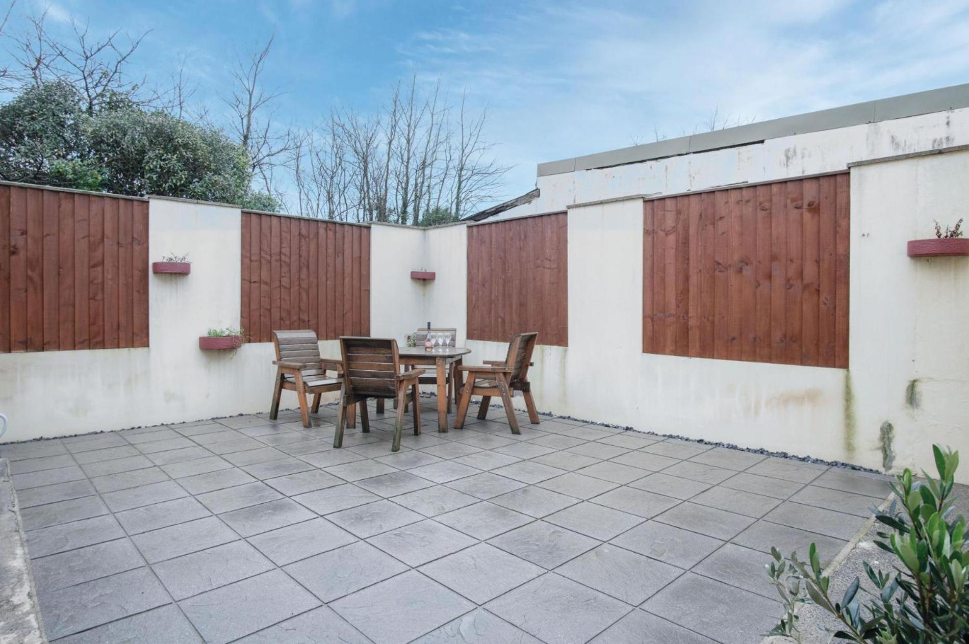 The Brambles - 2 Bedroom Cottage - Llanteg Εξωτερικό φωτογραφία