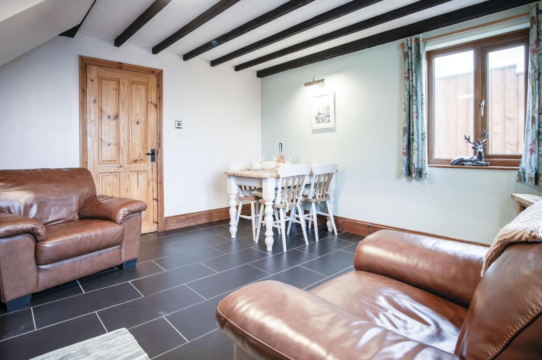 The Brambles - 2 Bedroom Cottage - Llanteg Εξωτερικό φωτογραφία